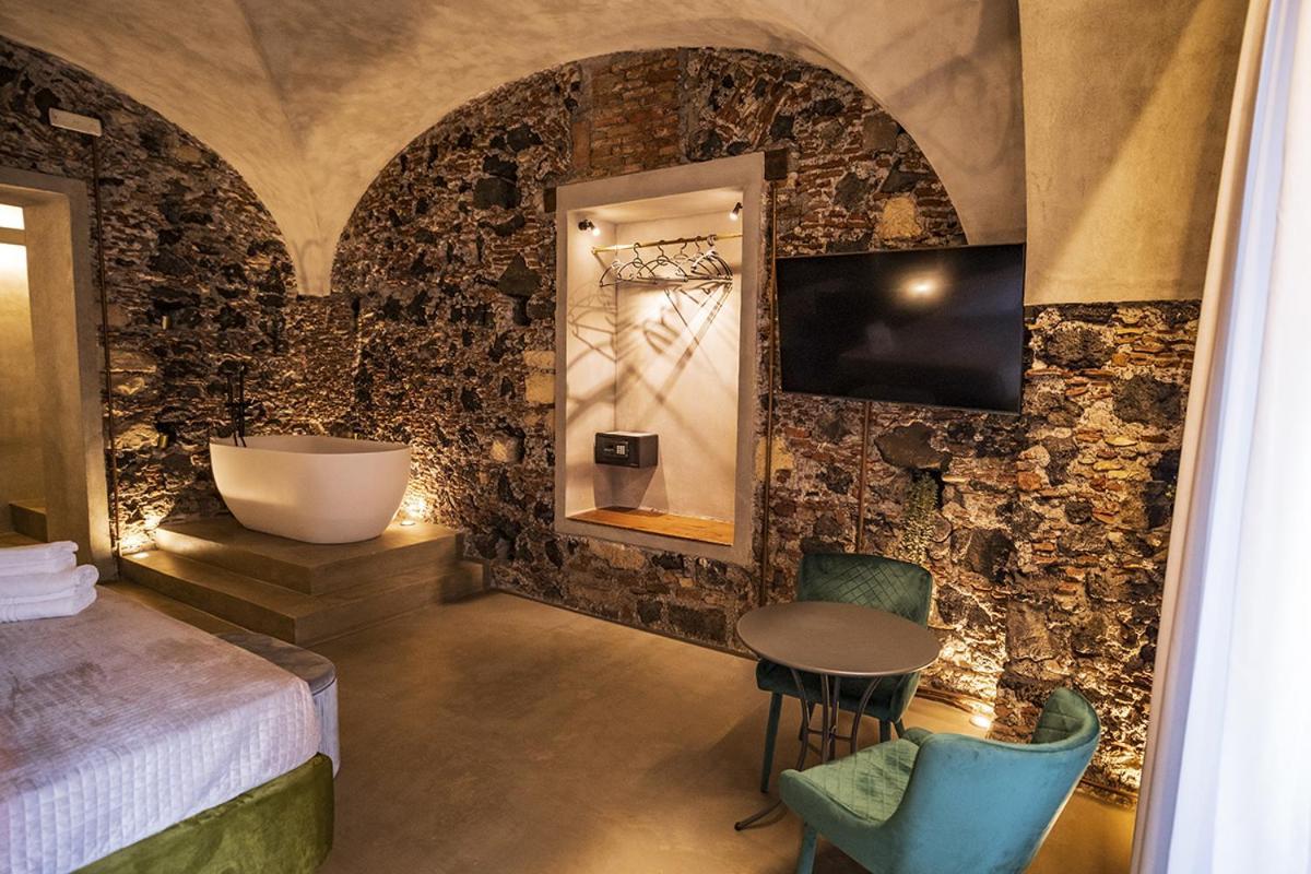 Charme Catania Central Suites المظهر الخارجي الصورة