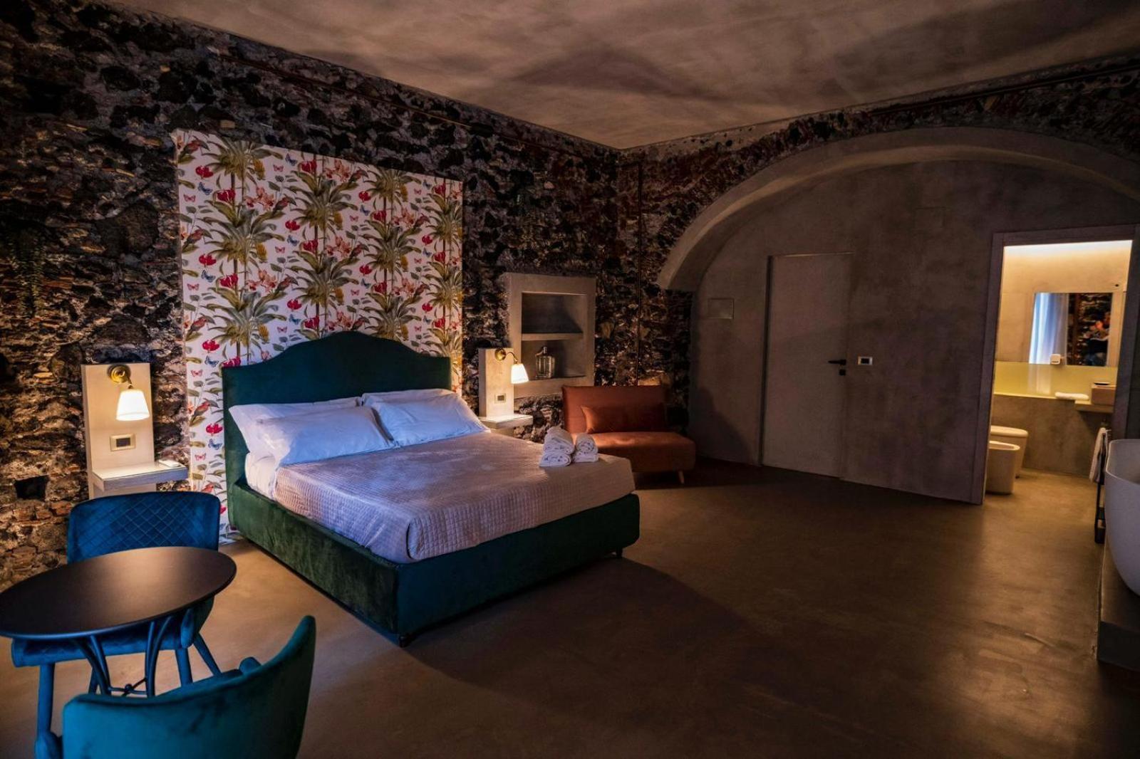Charme Catania Central Suites المظهر الخارجي الصورة