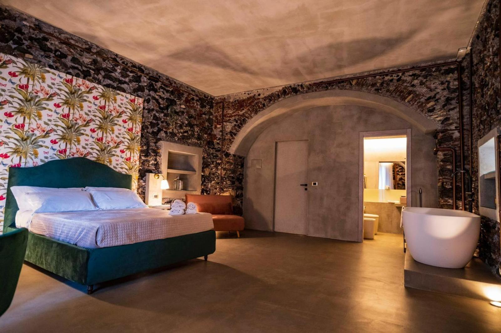 Charme Catania Central Suites المظهر الخارجي الصورة