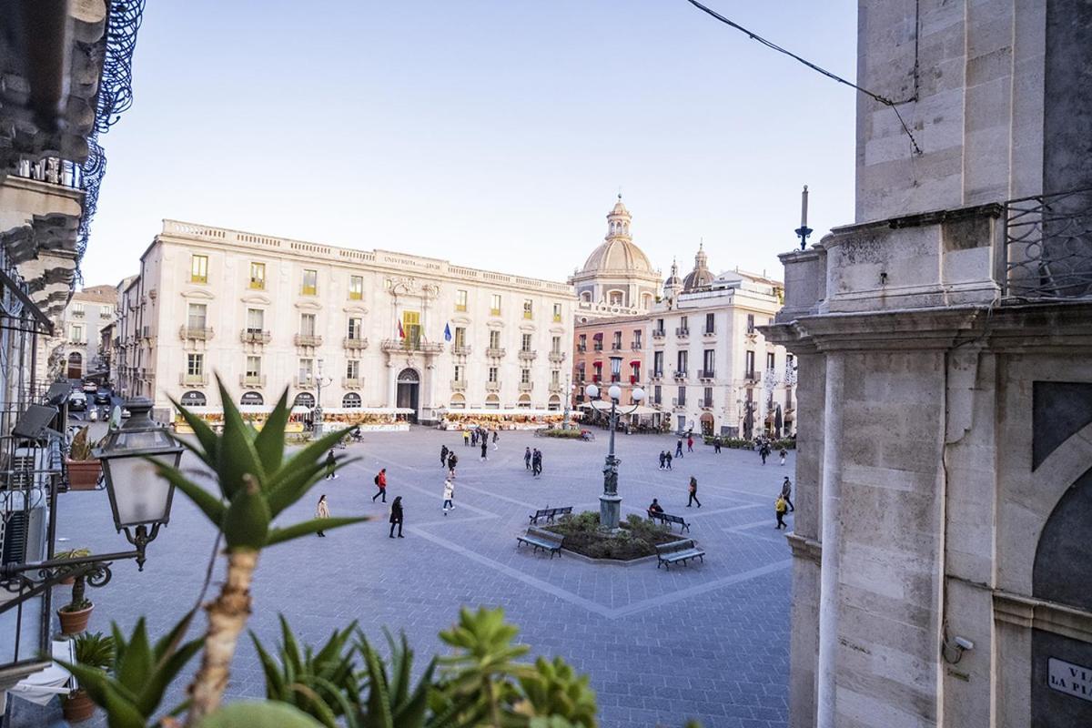 Charme Catania Central Suites المظهر الخارجي الصورة