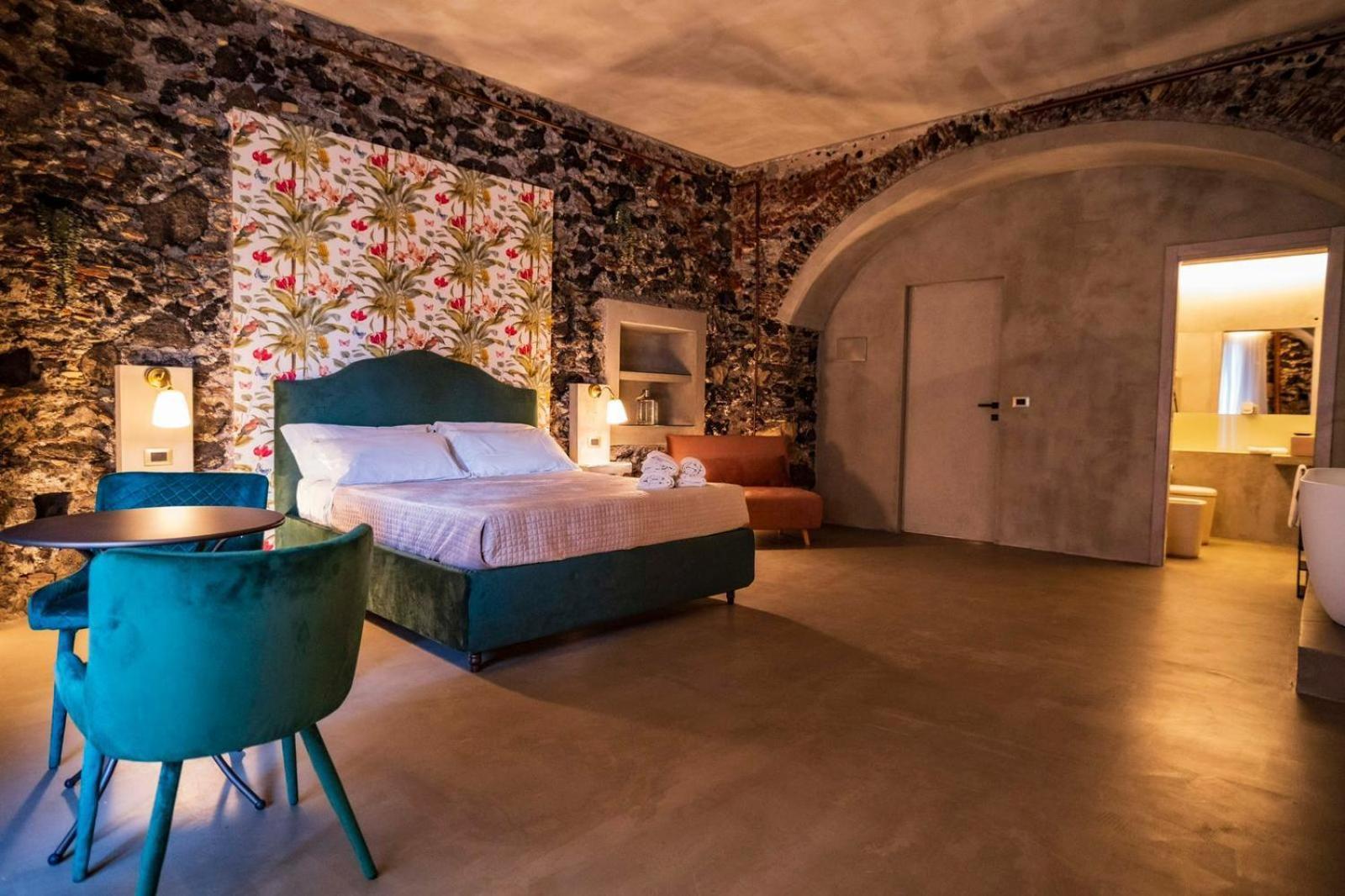 Charme Catania Central Suites المظهر الخارجي الصورة